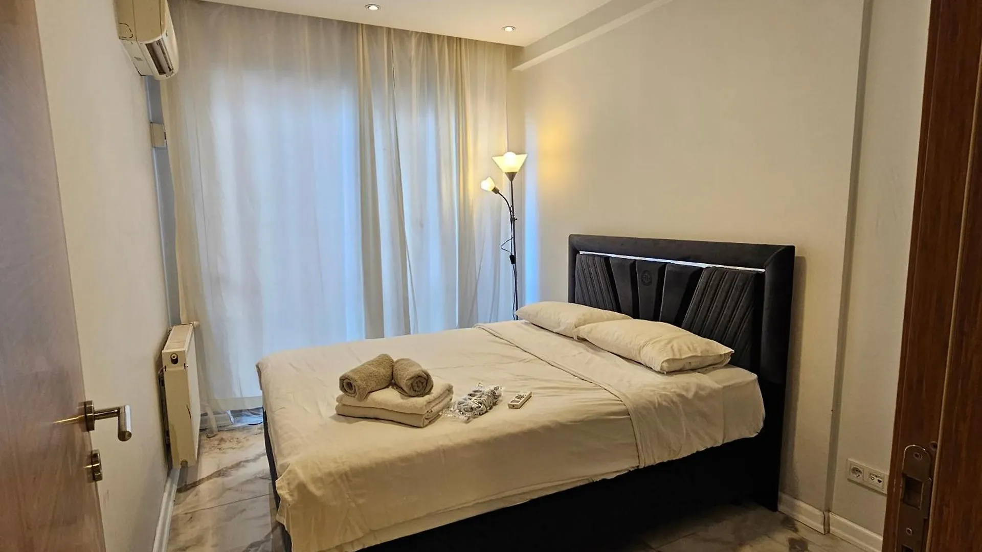 Perfect Residence Taksim, 2 Bedroom, Pool, Gym, Sauna Istanbul