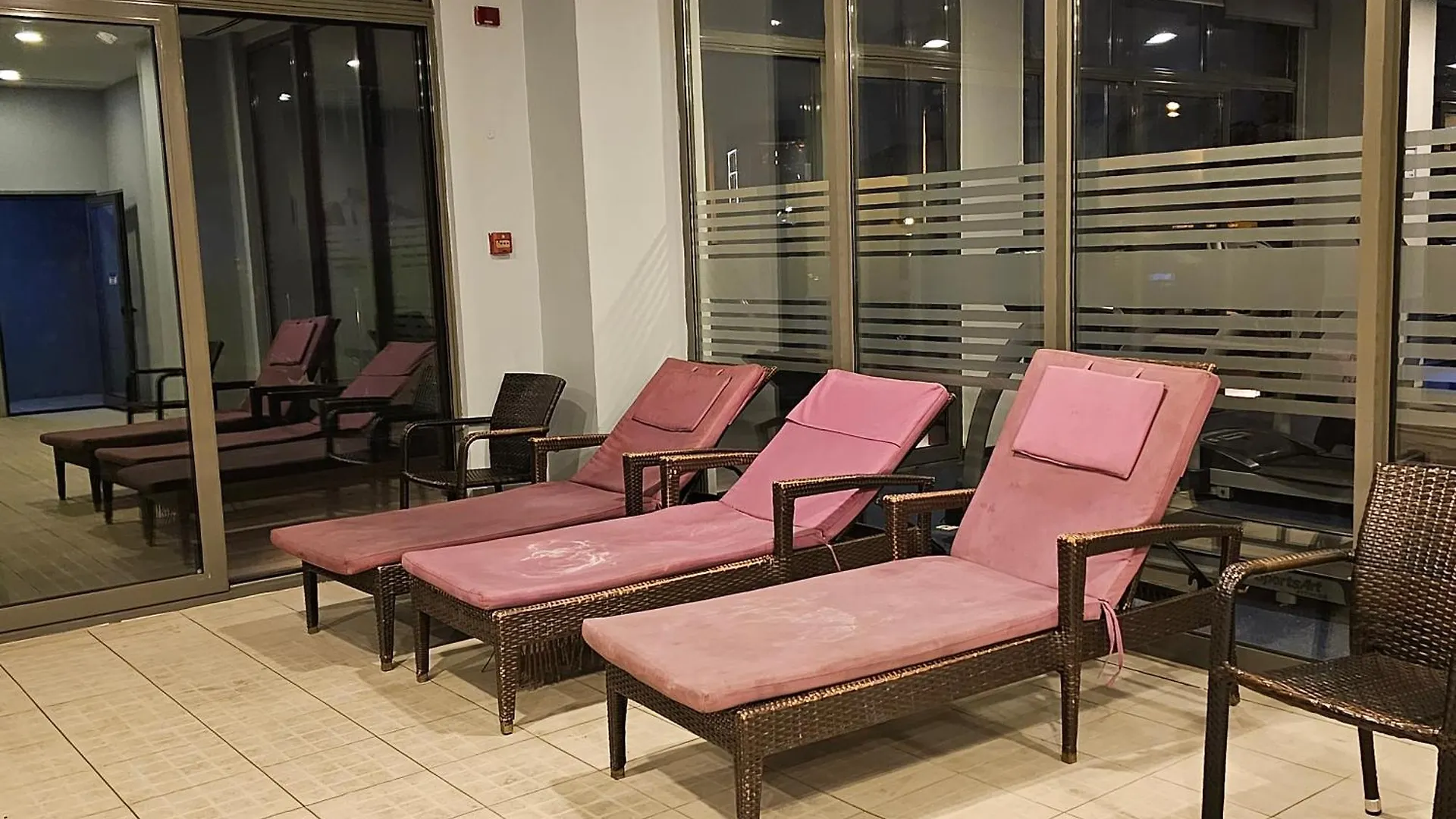 Perfect Residence Taksim, 2 Bedroom, Pool, Gym, Sauna Istanbul
