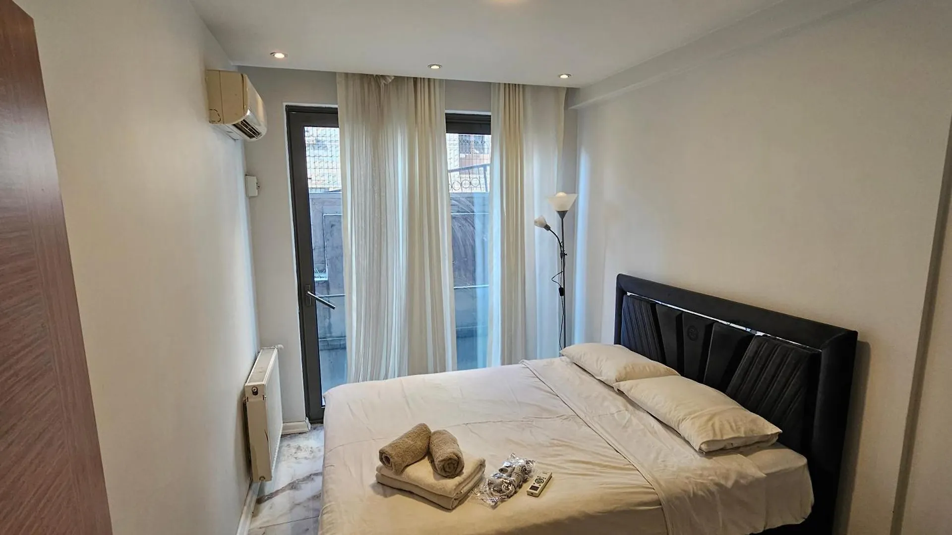 Perfect Residence Taksim, 2 Bedroom, Pool, Gym, Sauna Istanbul Türkei