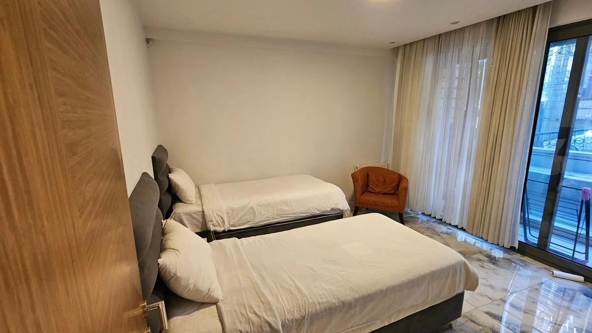 Perfect Residence Taksim, 2 Bedroom, Pool, Gym, Sauna Istanbul